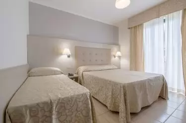 Camera Tripla Hotel dei Tigli Lido di Camaiore Versilia