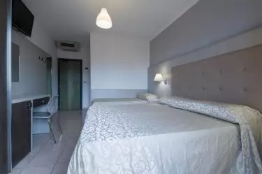 Camera Tripla Hotel dei Tigli Lido di Camaiore Versilia
